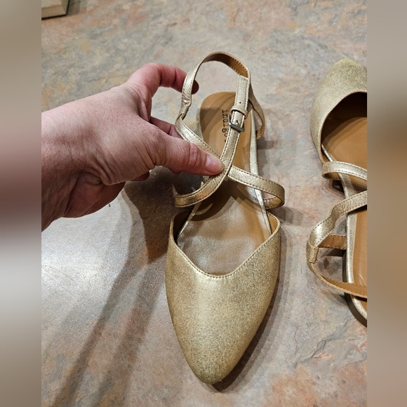 Indigo Rd Gold Flats - Picture 6 of 8